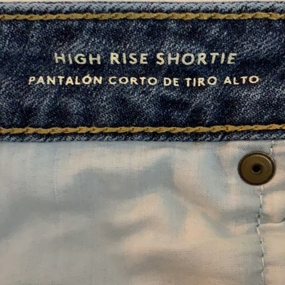 Universal Thread Distressed High Rise Button Fly Jean Shortie - Picture 5 of 5